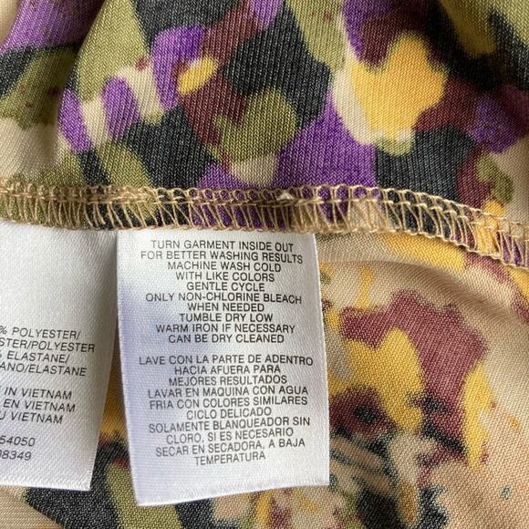 Anne Klein Abstract Print Pullover Top, Size MP - Picture 7 of 7